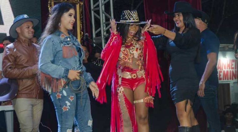 Paulina Dickson é a nova rainha do AGRO FEST Tauá 2022