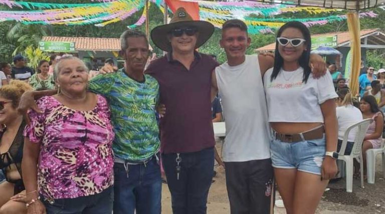 Prefeito Evandro Corrêa Participou do Festival do Marisco Em Borralhos